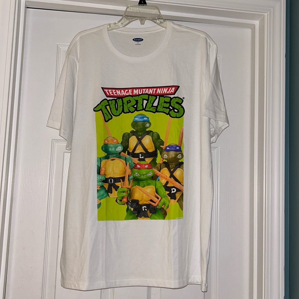 Old Navy ninja turtles men’s XL T-shirt NWT